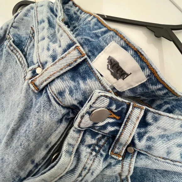 Seed Heritage Jeans - Picture 1 of 4